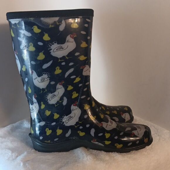 Sloggers Waterproof Chicken Print Rain Boots - Picture 1 of 6